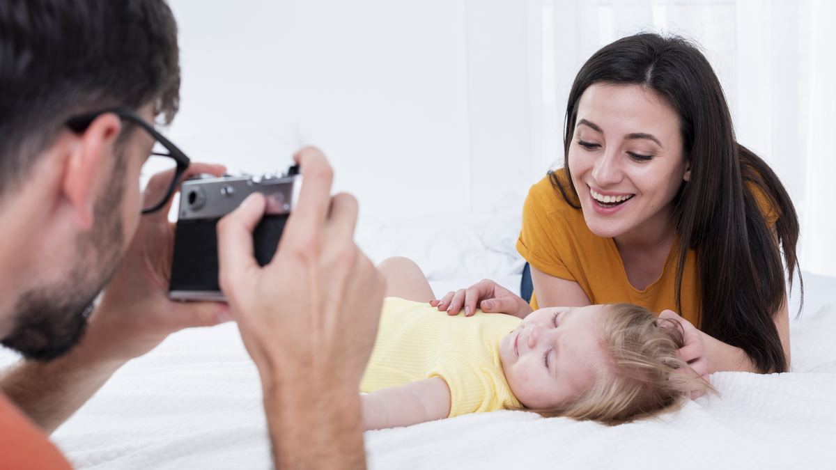 How Busy Parents Can Triage 20,000 Baby & Toddler Photos on iPhone Fast (2026 Guide) - Swipe Photo Cleaner